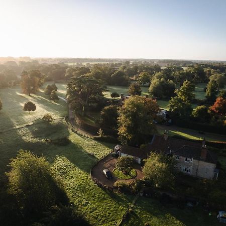 Hovell Hall Country Bed And Breakfastノリッチ エクステリア 写真