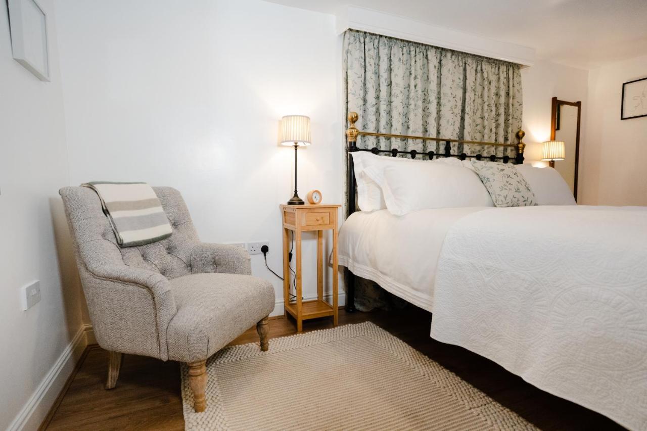 Hovell Hall Country Bed And Breakfastノリッチ エクステリア 写真