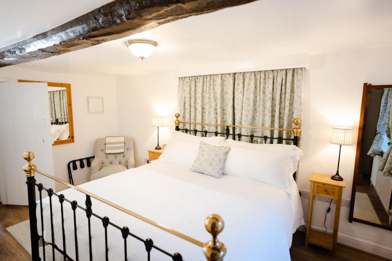 Hovell Hall Country Bed And Breakfastノリッチ エクステリア 写真