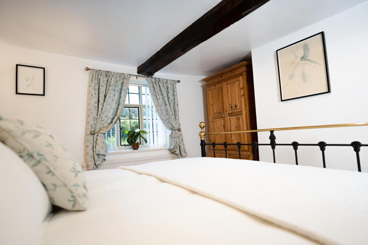 Hovell Hall Country Bed And Breakfastノリッチ エクステリア 写真