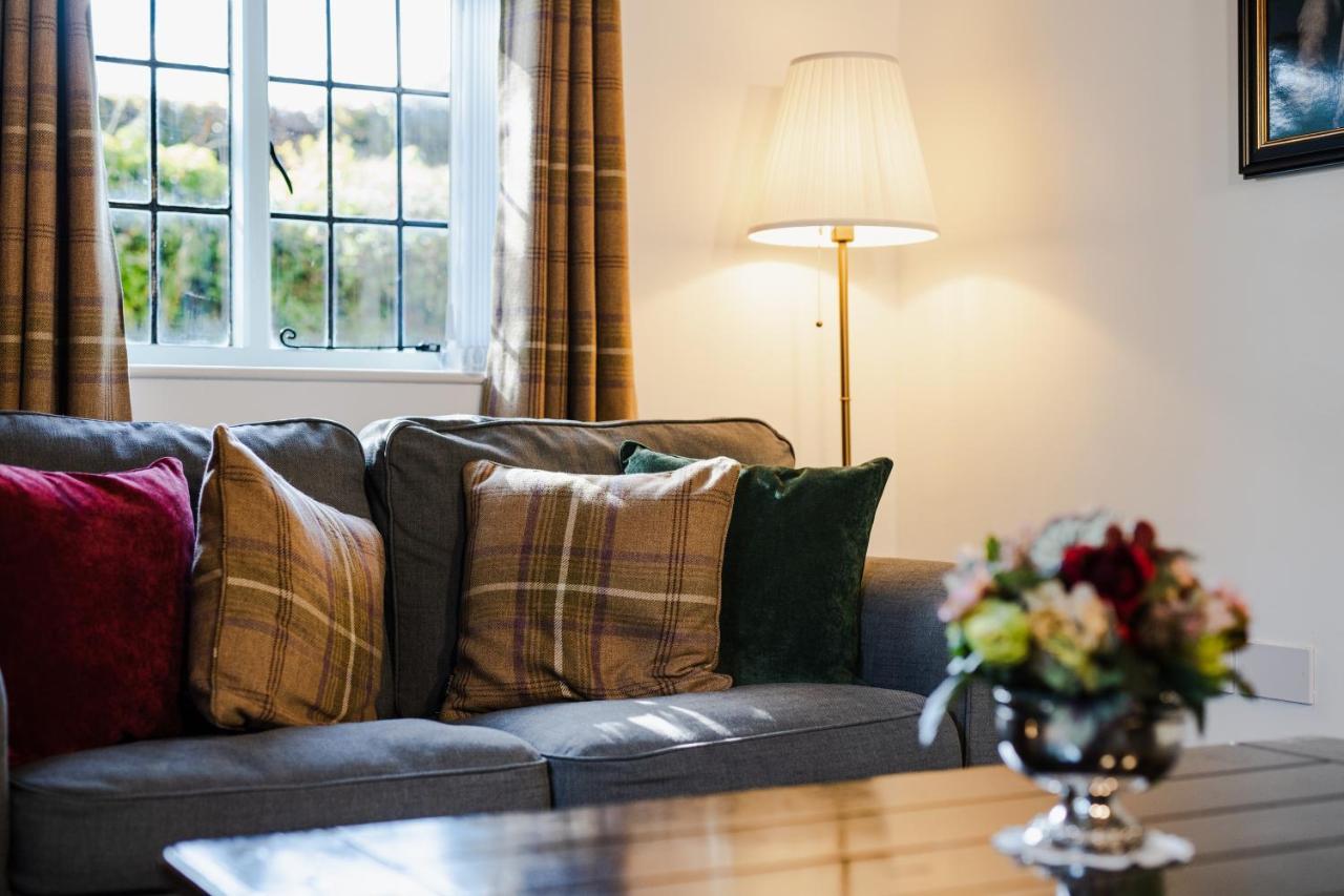 Hovell Hall Country Bed And Breakfastノリッチ エクステリア 写真